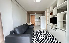 iFlat Brookfield Towers BT2113 Jardim Goiás